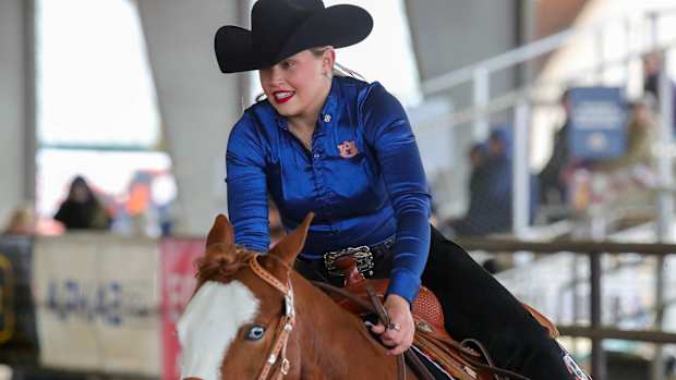 Auburn Equestrian